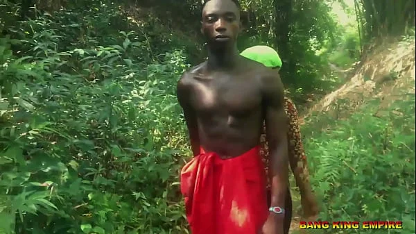 SEE WHAT HAPPENED DURING CHRISTMAS RITUAL IN A LOCAL STREAM - YAHOO BOY RENEWED POWER - FULL VIDEO ON XVIDEO RED